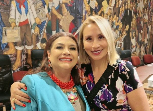 Clara Brugada y Ana Buendía