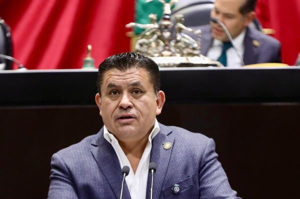 Alejandro Domínguez
