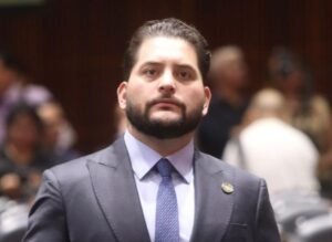 Carlos G Mancilla