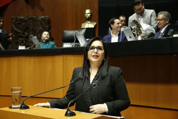 Mayuli Martínez